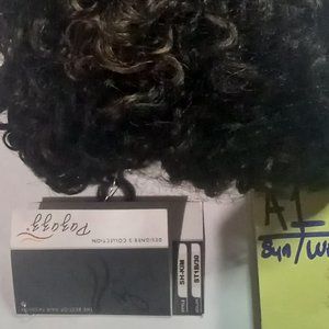 pazazz medium curly synthetic wig sh/kim ST1b/30